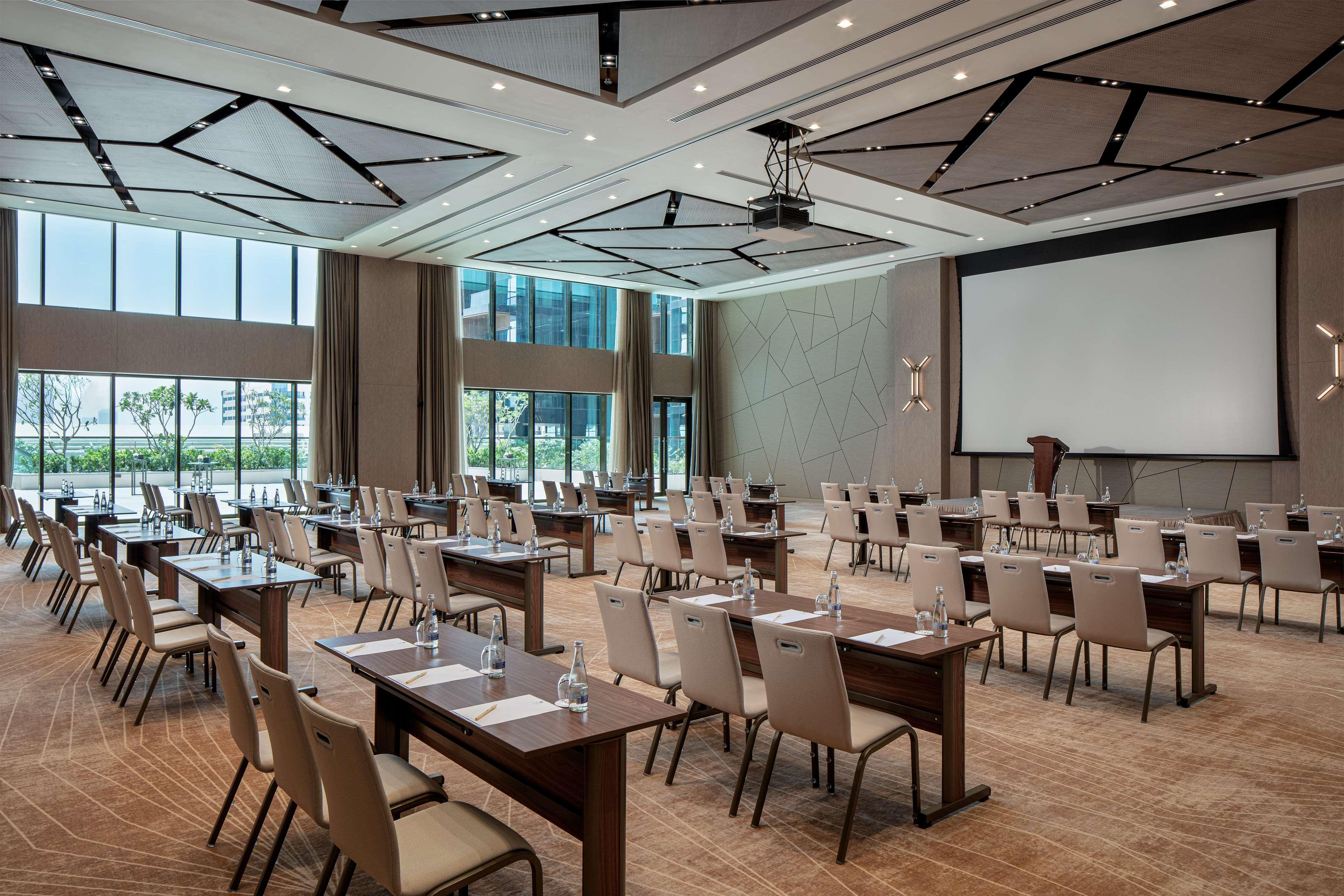Doubletree By Hilton Hotel And Residences Dubai - Al Barsha Zewnętrze zdjęcie