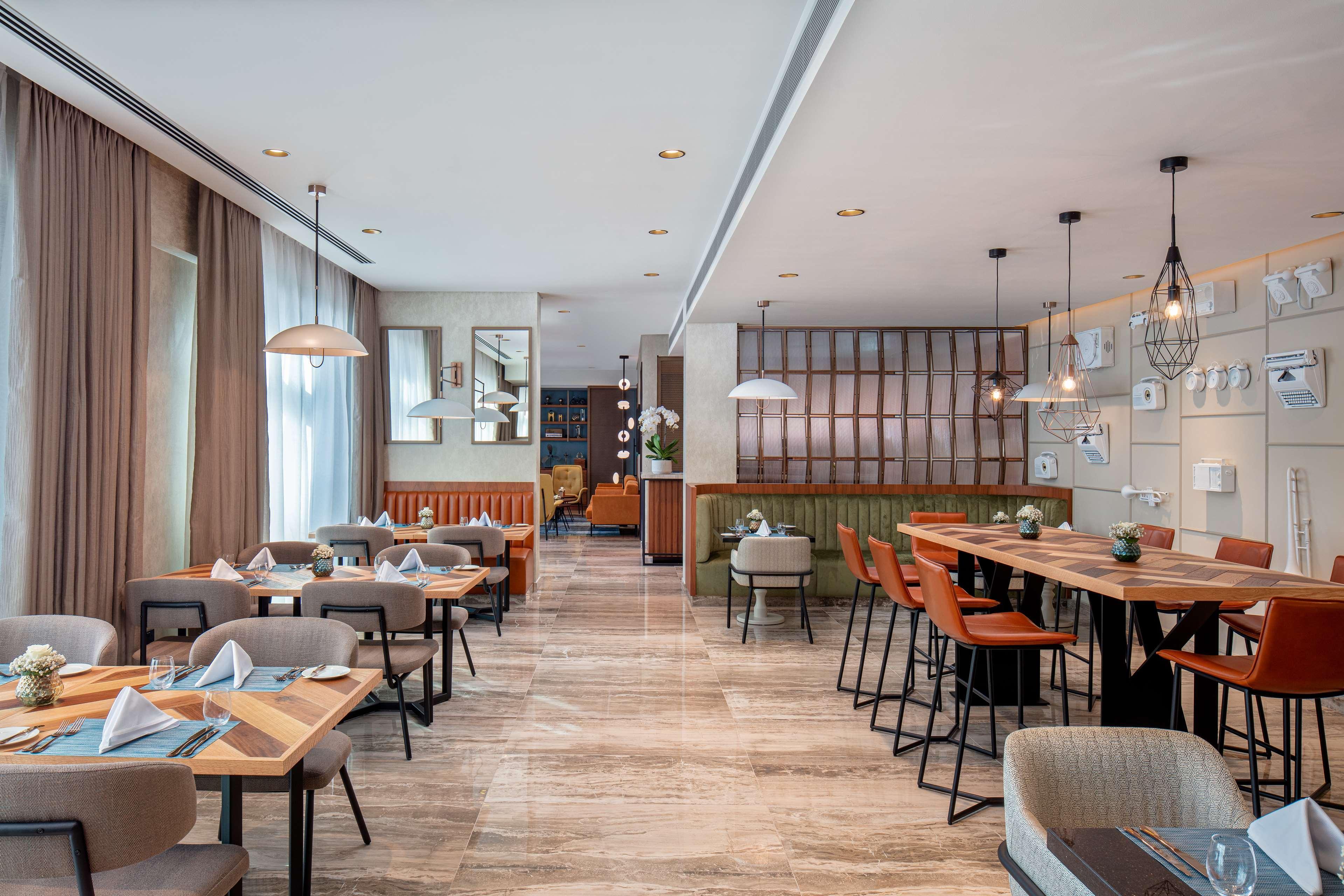 Doubletree By Hilton Hotel And Residences Dubai - Al Barsha Zewnętrze zdjęcie