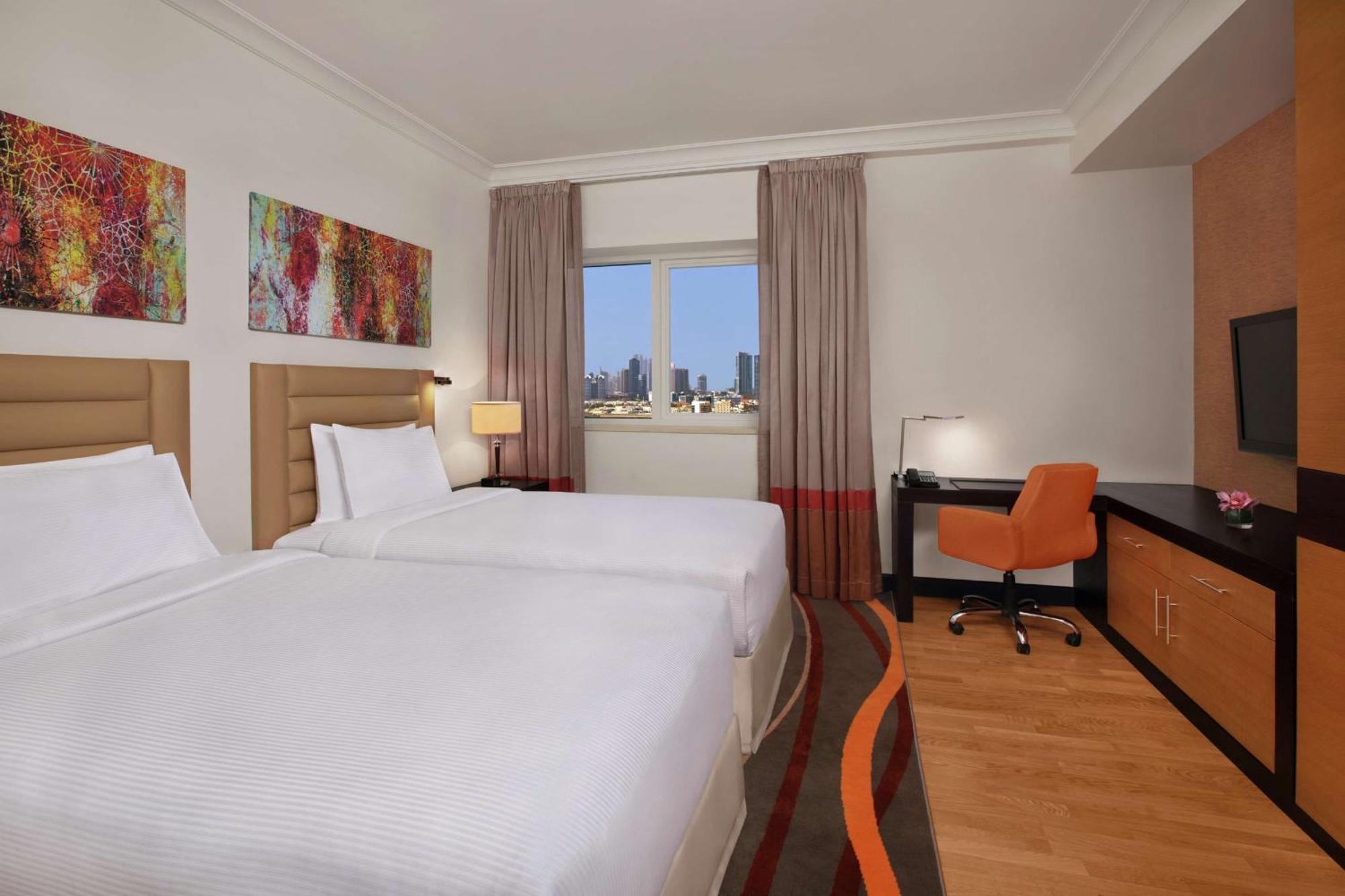 Doubletree By Hilton Hotel And Residences Dubai - Al Barsha Zewnętrze zdjęcie